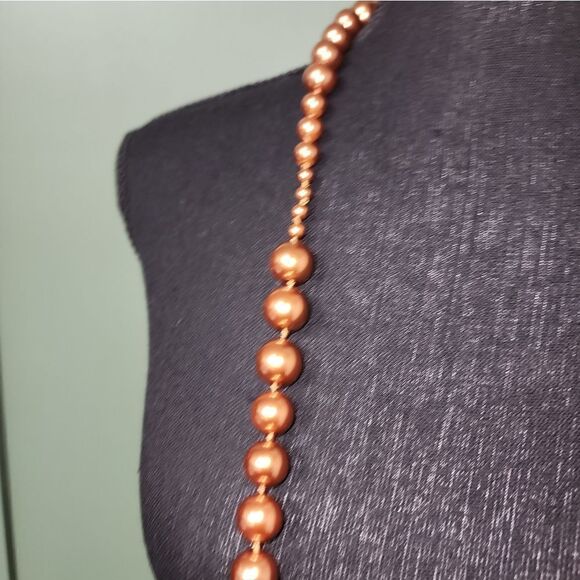 Isaac Mizrahi Live! Graduated Simulated Pearl Necklace NWOT - Picture 7 of 8